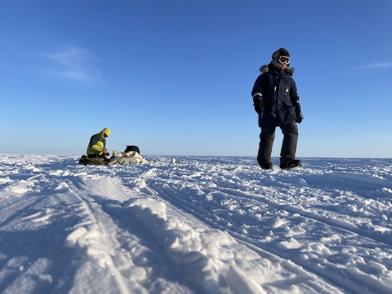 Setting up the seismics for ice testing Setting up seismic